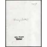 Nagyobb méret, Szendrő István fotóművészeti alkotása, fiatal lány őcsényi népviseletben, szövőszékkel, Őcsény, Tolna megye, Sárköz, népviselet, szoknya, kendő, 1930-as évek. 