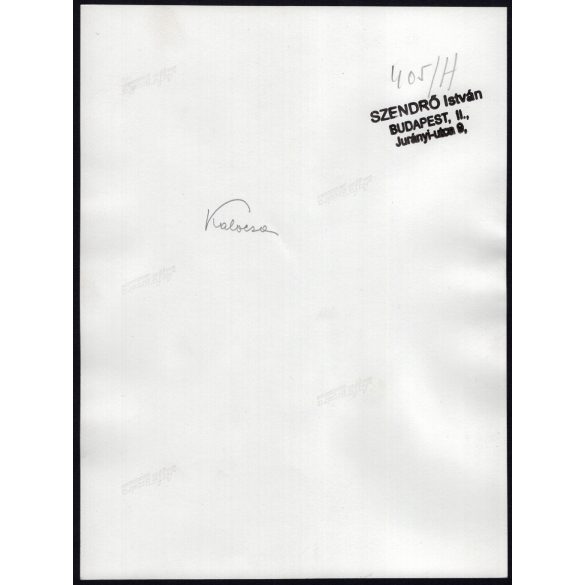 Nagyobb méret, Szendrő István fotóművészeti alkotása, Gyöngyösbokréta mozgalom, lányok kalocsai népviseletben, Kalocsa, Bács-Kiskun megye, népviselet, szoknya, kendő, 1930-as évek. 