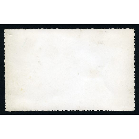 Fiatalok kávéznak, cigiznek a büfében, textiles vetélkedő, vendéglátás, plakát, 1960-as évek, szocializmus, Eredeti fotó, papírkép. 