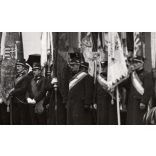 Nagyobb méret! A Magyar Királyi Államvasutak Fiúnevelő Intézetének és Árvaházának felavatása. Erdély, Szatmárnémeti. A résztvevők között híres nemesek, politikusok és egyházi vezetők,