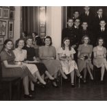 Nagyobb méret, karácsonyi ünnepség mikulással, Petris Brúnó tánciskolájában, Budapest, csoportkép, Horthy-korszak, ünnepség, iskola, diákok, helytörténet, 1930-as évek, 