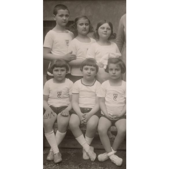 Nagyobb méret, a tiszti-kaszinói gyermektorna résztvevői, Budapest, csoportkép, Horthy-korszak, tanár, helytörténet, 1930. május, 1930-as évek, Eredeti fotó, kartonra ragasztott fénykép, papírkép.   