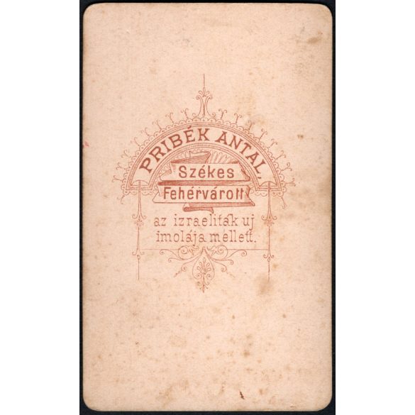 Pribék Antal műterme, Székesfehérvár, Fejér megye, elegáns úr bajusszal, császárszakállall, portré, monarchia, 1870-es évek, Eredeti CDV, vizitkártya fotó.  