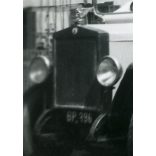 Az Osztrák Posta gépkocsija magyar zászlókkal, Ausztria, Minerva autó, jármű, közlekedés, Horthy-korszak, 1930-as évek, Eredeti fotó, papírkép.  