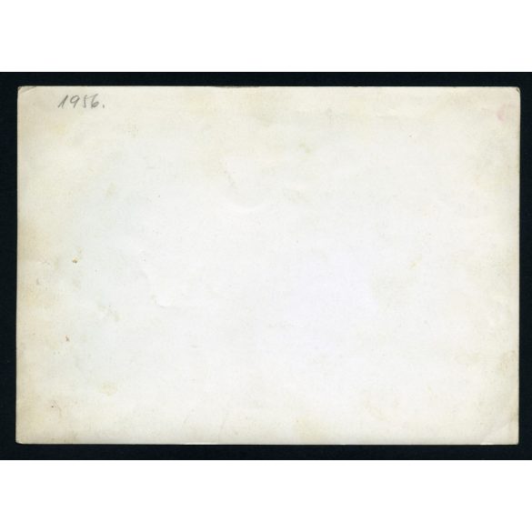 Nagyobb méret, utazás autóbuszon, Ikarus 55 busz belseje, jármű, közlekedés, szocializmus, 1956, 1950-es évek, Eredeti fotó, papírkép. 