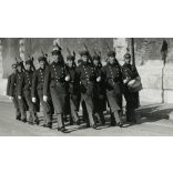 Puskás őrség felvonulása, Orbók István őrparancsnok, testőrség, Budapest, Budai Vár, katona, egyenruha, 1931, 1930-as évek, Horthy-korszak, helytörténet. Eredeti fotó, papírkép.  