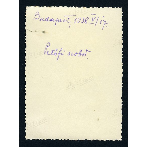 Petőfi Sándor szobra, Budapest, Petőfi tér, Március 15. tér, utcakép, 1938, 1930-as évek. Eredeti fotó, hátulján feliratozott papírkép.   