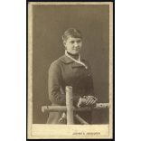 Javorik & Jandaurek műterem, Ungvár, Kárpátalja,  elegáns nő portréja, monarchia, 1890, 1890-es évek, Eredeti CDV, vizitkártya fotó.   