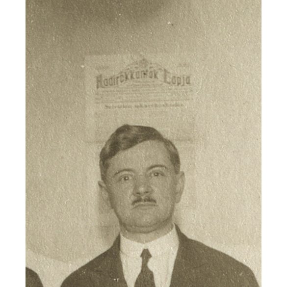 Irodisták az íróasztalnál, Hadirokkantak Írógépjavító Műhelye naptár, Hadirokkantak Lapja plakát, Horthy korszak, 1931, 1930-as évek, Eredeti fotó, papírkép.   