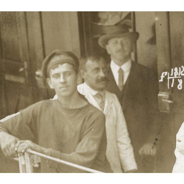 „Atelier Betty, Fiume-Abbazia, utazás tengerjáró gőzhajón, csodálatos kalapok, jármű, közlekedés, Monarchia, 1914, 1910-es évek, Eredeti fotóképeslap fotó, papírkép, Fiuméből Temesvárra küldve. 