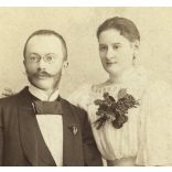 Kossak műterem, Temesvár, Erdély, fiatal pár portréja,  bajusz, cvikker, virág, monarchia, 1890-es évek, Eredeti kabinetfotó.  