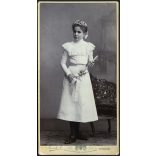 Kossak műterem, Temesvár, Erdély, elsőáldozó lány portréja, ünnep, egyház, monarchia, 1890-es évek, Eredeti kabinetfotó. 