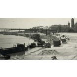 2 darab fotó, épül a rakpart, Szeged, Tisza-part, városkép, Horthy-korszak,  1943, 1940-es évek, Két darab eredeti fotó, papírkép.  