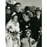 Templomi esküvő, menyasszony, vőlegény, ünnep, Horthy-korszak, 1930-as évek, Eredeti fotó, papírkép.   