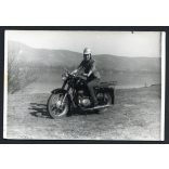 Fiatal nő Pannonia motorkerékpáron, jármű, közlekedés, 1960-as évek, szocializmus, Eredeti fotó, papírkép.