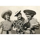 Színésznők, Németh Thyra, Szeleczky Zita (Egry Mária?), Németh Romola (?)színház, film, divat, 1939, 1930-as évek, Eredeti fotó, papírkép.  