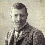 Balogh Rudolf műterme, Budapest, elegáns bajuszos férfi portréja, monarchia, 1900-as évek, Eredeti kabinetfotó.  