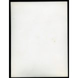 Elegáns nő Volga típusú kelet-német rendszámú  személygépkocsival, autó, jármű, közlekedés, 1960-as évek, szocializmus, Eredeti fotó, papírkép.  