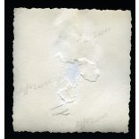 Kisfiú a Magyarság újság egy számával, szemüveg, matrózblúz, különös szemüveg, Horthy-korszak,1930-as évek, Eredeti fotó, hátulján sérült papírkép.  