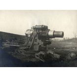 A 30 és feles (Skoda 30.5 cm. Mörser M. 11 mozsár) és a megfigyelő ballonja a fronton, katona, fegyver, egyenruha, 1. világháború, monarchia, 1910-es évek, Eredeti fotók, feliratozott kartonra ragasztott papírképek.