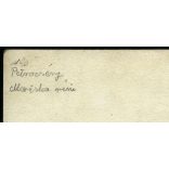 Elegáns nő monogramos sálban, Petrozsény (Petroșani), Erdély, Románia, Horthy-korszak, 1930-as évek, Eredeti fotó, hátulján feliratozott papírkép.  