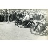 Motoros foci, focimeccs Csepel motorkerékpárokkal, motor, ritka, különös, jármű, közlekedés, kommunizmus, 1950-es évek, Eredeti fotó, papírkép. 