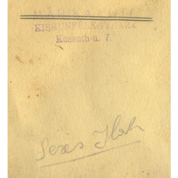 Marika műterem, Kiskunfélegyháza, anya lányával, Seres Ilona, elsőáldozás, vallás, ünnep, helytörténet, Horthy-korszak, 1930-as évek, Eredeti fotó, hátulján feliratozott papírkép.  