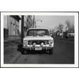 Zsiguli személygépkocsi, Budapest, XIII. kerület,  Reitter Ferenc utca (Tahi utca és a Futár utca között) autó, jármű, közlekedés, szocializmus, 1970-es évek, Eredeti fotó, papírkép.  