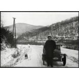 Velorex rokkantkocsi Szarvaskő határában, autó, motor, jármű, közlekedés, Heves-megye, szocializmus, 1960-as évek, Eredeti fotó, papírkép.  