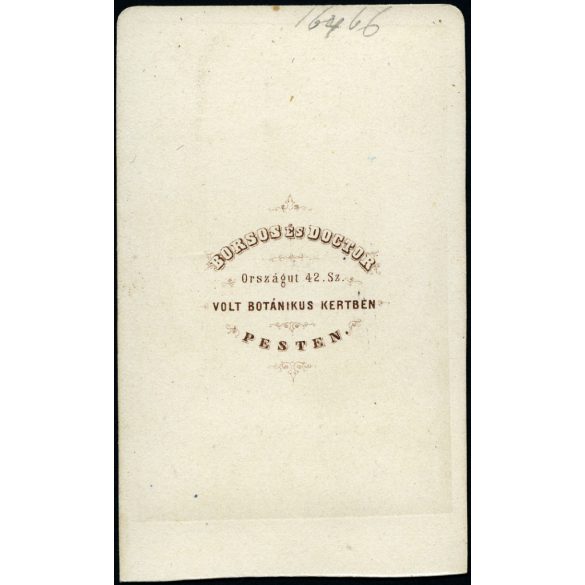 Borsos és Doctor műterem, Pest,   elegáns szakállas úr csizmában, sétapálcával, monarchia, 1860-as évek, Eredeti CDV, vizitkártya fotó, alja vágott.   