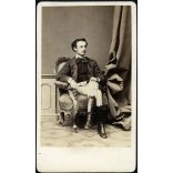 Borsos és Doctor műterem, Pest,   elegáns fiatal úr csizmában, monarchia, 1860-as évek, Eredeti CDV, vizitkártya fotó.   