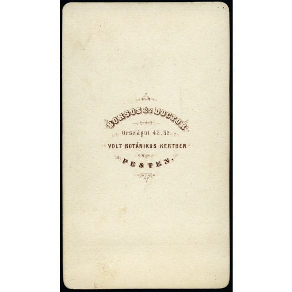 Borsos és Doctor műterem, Pest,   elegáns fiatal úr csizmában, monarchia, 1860-as évek, Eredeti CDV, vizitkártya fotó.   