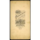Nagyobb méret, Goszleth műterem, Budapest, elegáns nő modern frizurával, legyezővel, monarchia, 1890-es évek, Eredeti kabinetfotó.  