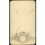 Licskó műterem, Pest,  elegáns nő gyönyörű ruhában, monarchia, 1860-as évek, Eredeti CDV, vizitkártya fotó. 