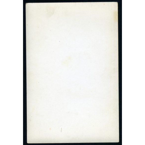 Fiatal nő NSU Prinz coupe diplomata rendszámos autóval, Budapest, jármű, közlekedés, szocializmus, 1970-es évek, Eredeti fotó, papírkép.  