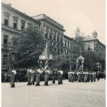 Szent Jobb körmenet, Budapest, Eucharisztikus világkongresszus, Alkotmány utca, egyház, ünnep, Horthy-korszak, 1938, 1930-es évek, Eredeti fotó, papírkép.  