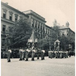   Szent Jobb körmenet, Budapest, Eucharisztikus világkongresszus, Alkotmány utca, egyház, ünnep, Horthy-korszak, 1938, 1930-es évek, Eredeti fotó, papírkép.  