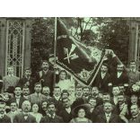 Nagy méret, Húsipari Munkások Szervezete, zászló, foglalkozás, ipartörténet,  kalap, bajusz, monarchia, 1890-es évek, Eredeti kabinetfotó, kartonra kasírozott fotó.  