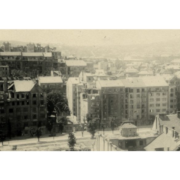 Krisztinaváros a háború után, Budapest, 1. kerület, 2. világháború, romos szétlőtt házak, 1945, 1940-es évek, Eredeti fotó, papírkép.   