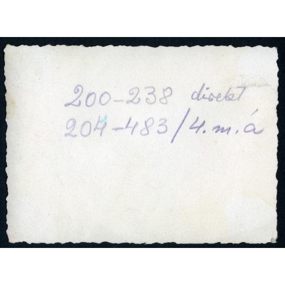 Kisfiú kerékpározik a Sztálin szobornál, Budapest, Városliget, Felvonulási tér, bicikli, jármű, közlekedés, kommunizmus, 1950-es évek, Eredeti fotó, hátulján feliratozott papírkép. 