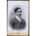 Matz Gusztáv műterme, Igló (Poprád), Felvidék, elegáns fiú portréja, monarchia, 1890-es évek, Eredeti CDV, vizitkártya fotó. 