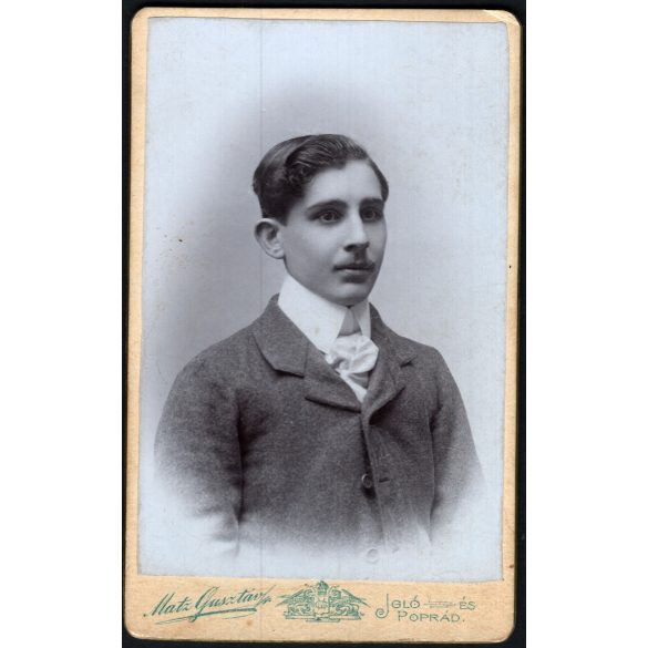 Matz Gusztáv műterme, Igló (Poprád), Felvidék, elegáns fiú portréja, monarchia, 1890-es évek, Eredeti CDV, vizitkártya fotó. 