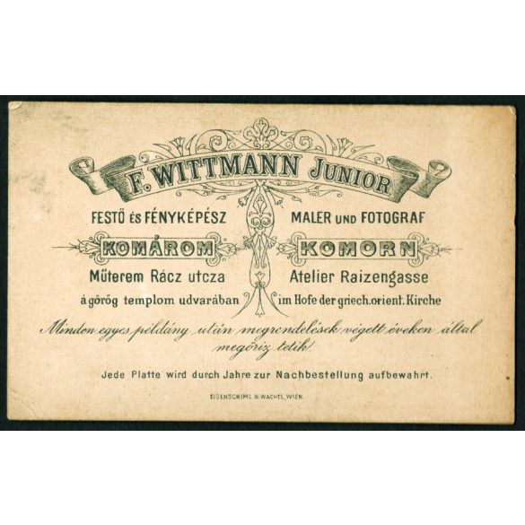 F. Wittmann Junior műterme, Komárom, elegáns fiatal nő portréja, monarchia, 1890-es évek, Eredeti CDV, vizitkártya fotó.   