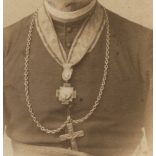 Zelesny Károly műterme, Pécs, katolikus egyházi méltóság portréja, érdemrend, kitüntetés, monarchia, 1880-as évek, Eredeti CDV, vizitkártya fotó.  