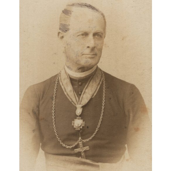 Zelesny Károly műterme, Pécs, katolikus egyházi méltóság portréja, érdemrend, kitüntetés, monarchia, 1880-as évek, Eredeti CDV, vizitkártya fotó.  