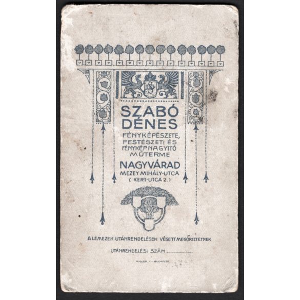 Szabó Dénes műterme, Nagyvárad, Erdély,  elegáns bajuszos úr portréja, monarchia, 1900-as évek, Eredeti CDV, vizitkártya fotó gyönyörű hátlappal, ritka műterem. 