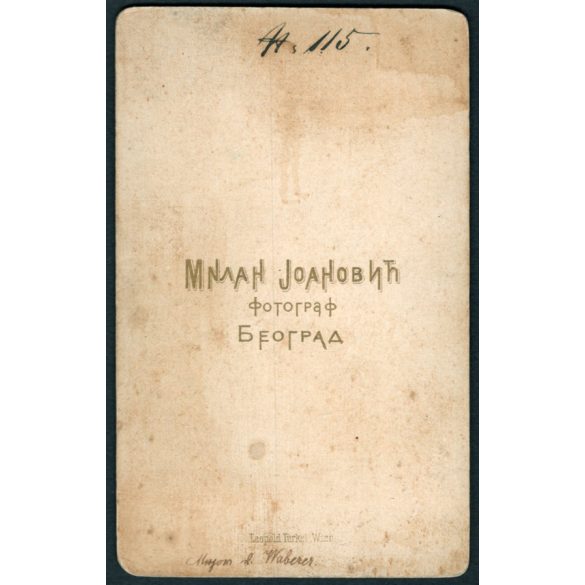 Milan Joanovich műterme, Belgrád, Szerbia,  elegáns bajuszos úr portréja, K.u.K. 13. CORPS-COMMANDO feliratú szárazbélyegzővel, monarchia, 1880-as évek, Eredeti CDV, vizitkártya fotó szárazbélyegzővel. 