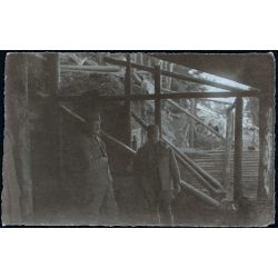   Magyar katonatisztek a lövészárokban, Kirlibaba (Cârlibaba), Erdély, Moldva, Bukovina, 1. világháború, monarchia, 1917. február 20., 1910-es évek, Eredeti fotó, hátulján feliratozott papírkép. 