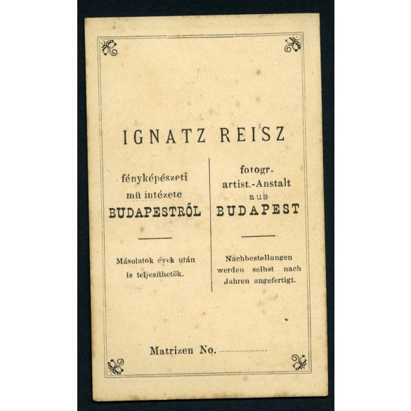 Reisz Ignatz műterme, Budapest, elegáns bajuszos férfi portréja, bajusz, szemüveg, monarchia, 1880-as évek, Eredeti CDV, vizitkártya fotó.  