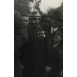 József főherceg a Hősi Emlékmű avatására érkezik, Kisbér, egyenruha, Horthy-korszak, 1933. 11. 01., 1930-as évek, Eredeti fotó, papírkép, hátulján ragasztásnyomok.  